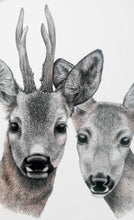 Carica l'immagine nel visualizzatore di Gallery, Charlotte Nicolin Vassoio tondo in legno multistrato Cervi