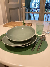 Carica l'immagine nel visualizzatore di Gallery, Piatti Thomas set 12 pz