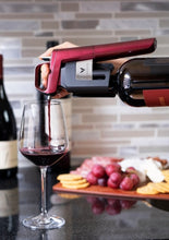 Carica l'immagine nel visualizzatore di Gallery, CORAVIN per gli amanti del vino