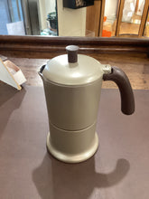 Carica l'immagine nel visualizzatore di Gallery, Caffettiera moka in alluminio pressofuso 🇮🇹