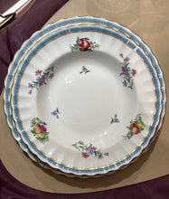 Carica l'immagine nel visualizzatore di Gallery, Spode servizio in Fine Bone China Made in England 40 pezzi Promo