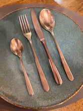 Load image into Gallery viewer, Set Posate Sambonet 24 pz. PVD Copper effetto vintage satinato