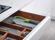 Carica l'immagine nel visualizzatore di Gallery, Joseph Frusta due in uno