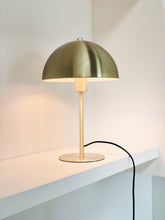Load image into Gallery viewer, Collezione francese: Lampada da tavolo Lyon in ottone