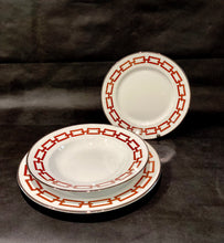 Carica l'immagine nel visualizzatore di Gallery, Richard Ginori 1735 Catene rosso scarlatto Set di 1 piatto piano, 1 piatto fondo, 1 piatto dessert