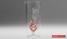 Carica l'immagine nel visualizzatore di Gallery, Caraffa realizzata a mano in vetro borosilicato con all'interno un animale marino.
