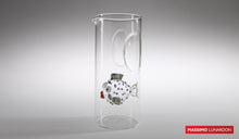 Carica l'immagine nel visualizzatore di Gallery, Caraffa realizzata a mano in vetro borosilicato con all'interno un animale marino.