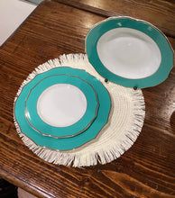 Carica l'immagine nel visualizzatore di Gallery, Servizio Piatti 18 pezzi
