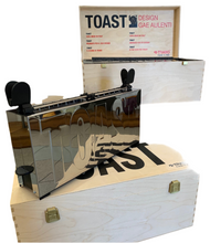 Load image into Gallery viewer, Trabo Tostapane Toaster design Gae Aulenti
