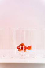 Carica l&#39;immagine nel visualizzatore di Gallery, Bicchiere in vetro borosilicato con soggetto fenicottero
