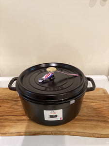 Staub cocotte tonda cm.26 nera