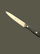 Carica l'immagine nel visualizzatore di Gallery, Coltello da cucina spelucchino Montana
