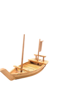 Load image into Gallery viewer, Vassoio nave per Sushi
