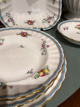 Load image into Gallery viewer, Spode servizio in Fine Bone China Made in England 40 pezzi                                         Promo
