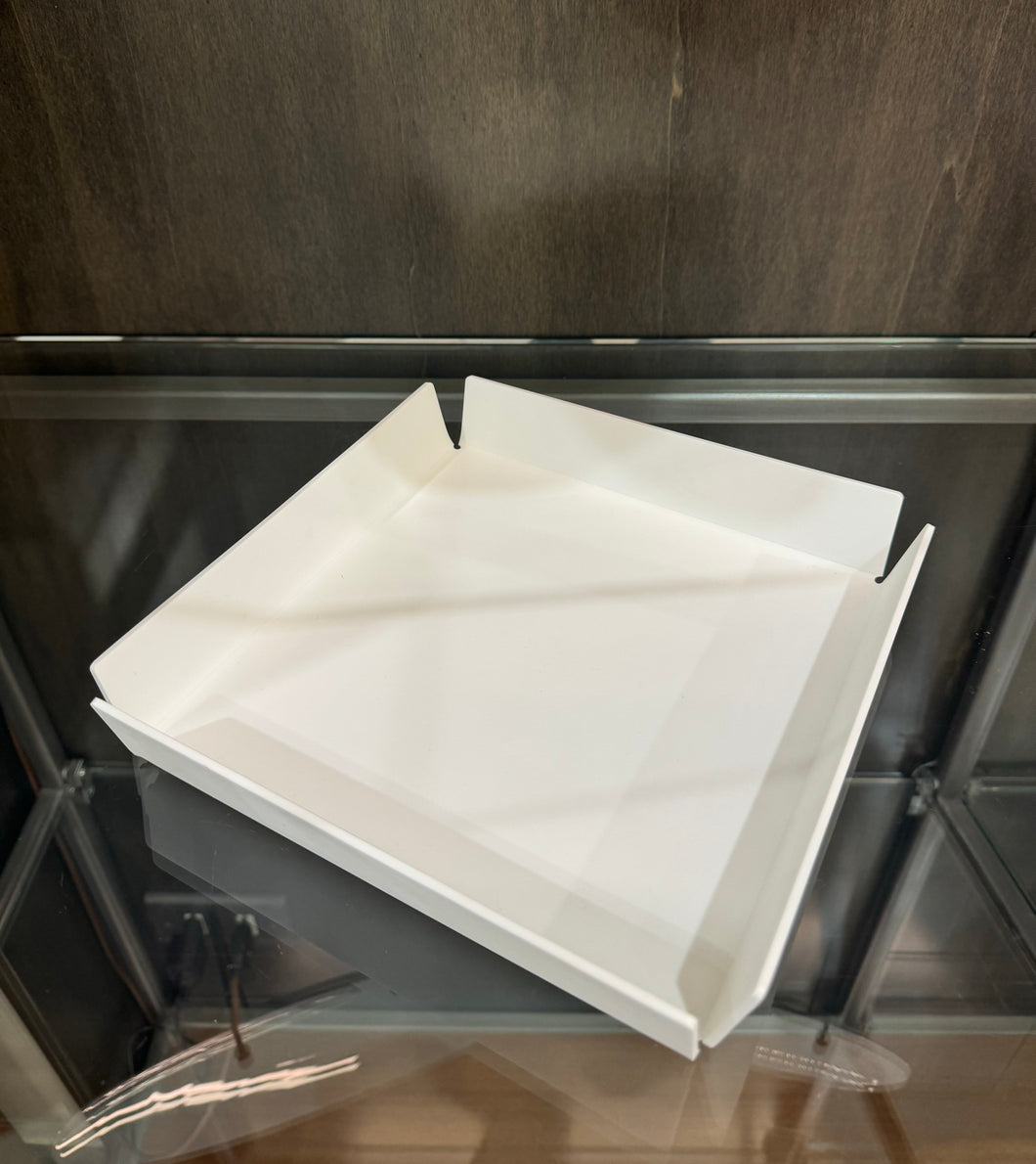 Vassoio bianco in SSM *Corian 30x30 cm.