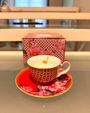 Carica l&#39;immagine nel visualizzatore di Gallery, M W tazza da caffè con piattino bianca - set regalo di 2 tazze con piattino
