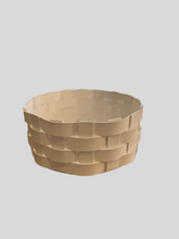 Load image into Gallery viewer, Centrotavola bianco in SSM *Corian diametro cm.30
