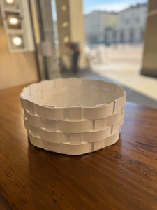 Centrotavola bianco in SSM *Corian diametro cm.30