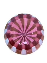 Carica l'immagine nel visualizzatore di Gallery, Vaso in vetro soffiato a cannette verticali rosa/ bianco
