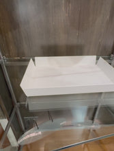 Load and play video in Gallery viewer, Vassoio bianco in SSM *Corian 33x22 cm.
